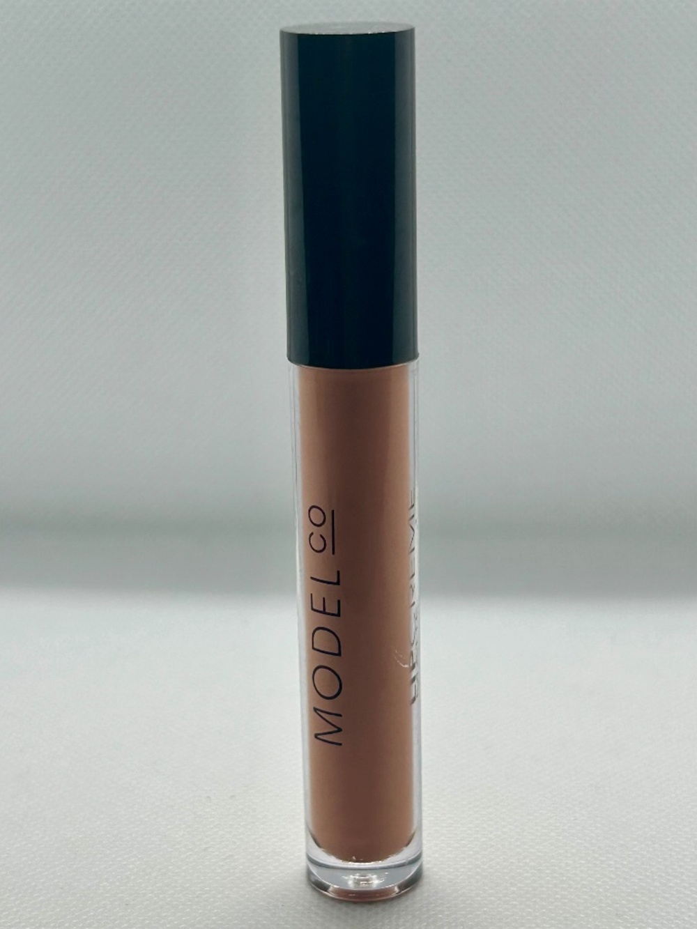 ModelCo - Matte Lip Creme - Peachy Nude